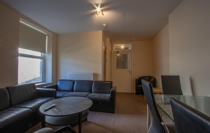 Richmond Road, Plasnewydd, Cardiff - Image 1